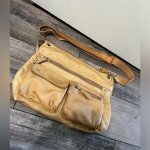 VTG FOSSIL Signature Sutton Tan Multi Pockets Leather Crossbody Bag purse